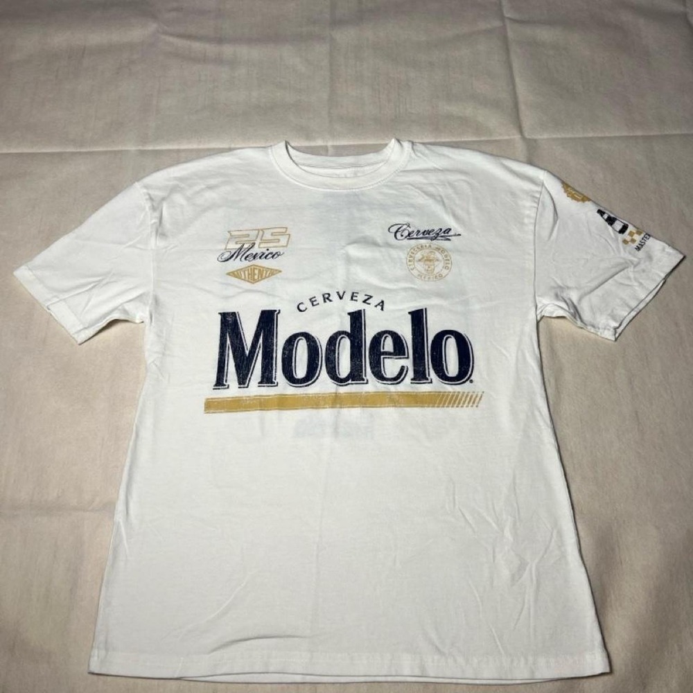 Graphic t shirt Modelo beer logo across the chest